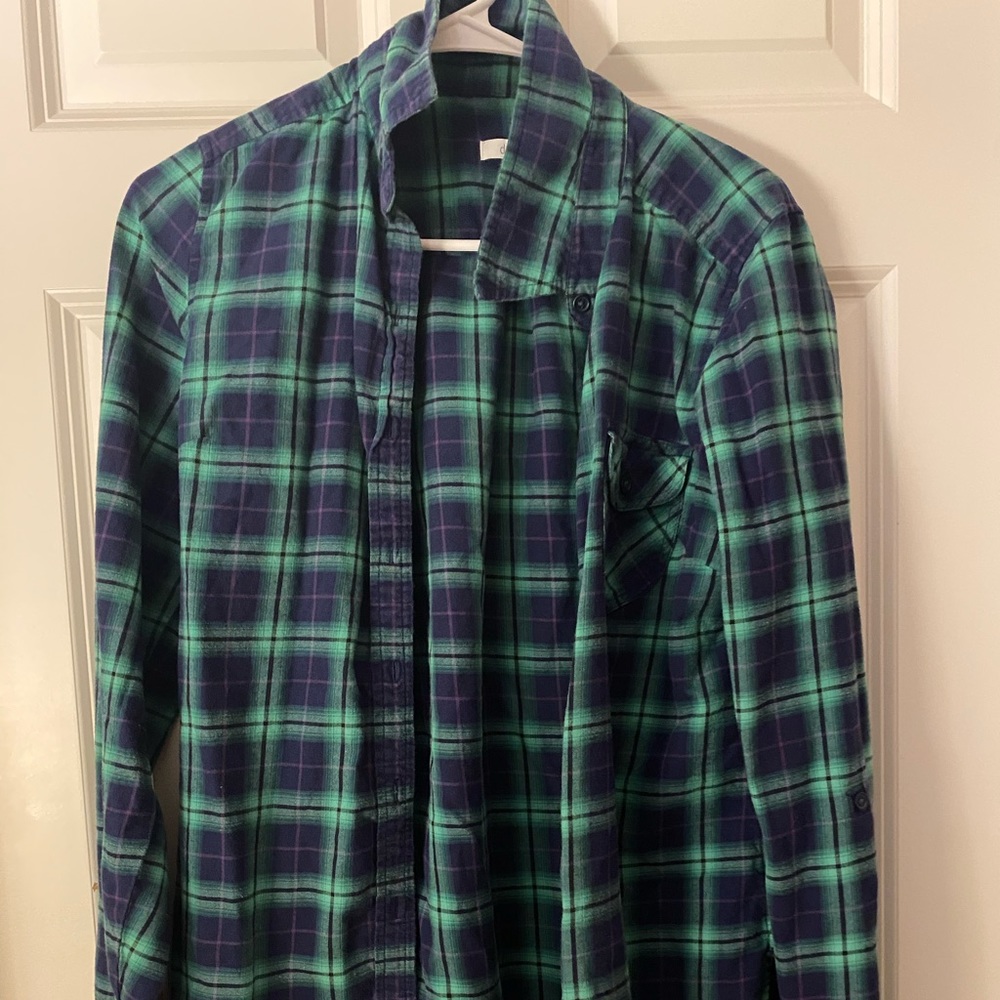 Women’s green and purple plaid button down